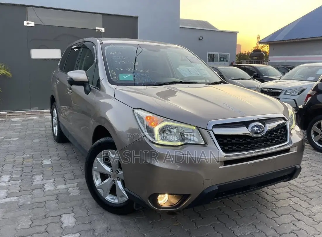 Subaru Forester 2013 Gold