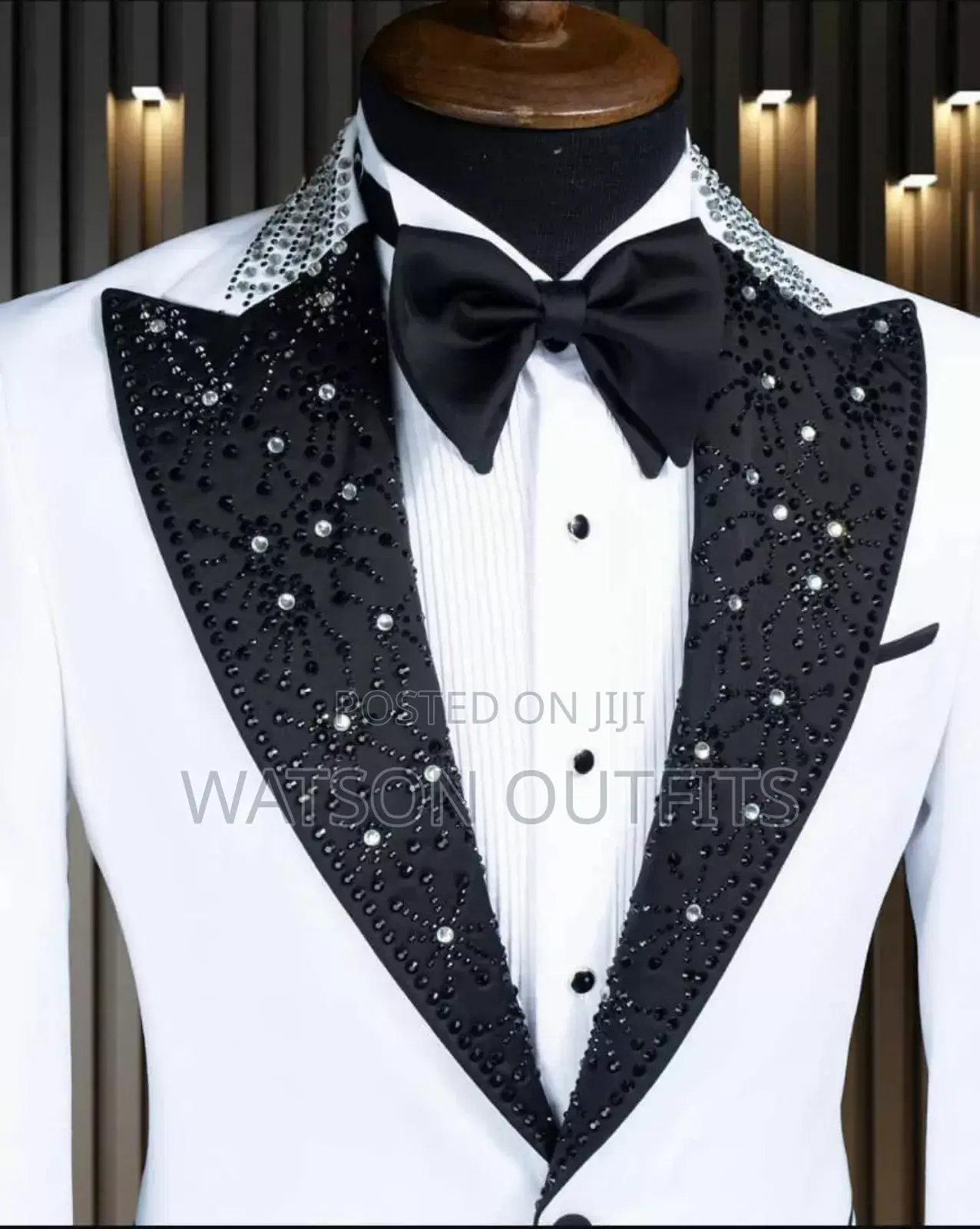 WHITE WEDDING SUIT(Suti Nyeupe Za Harusi)