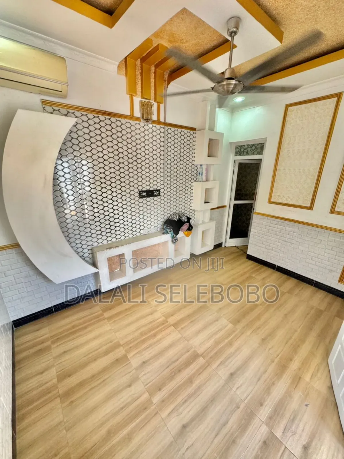 4bdrm Bungalow in Mburahati Madoto for sale