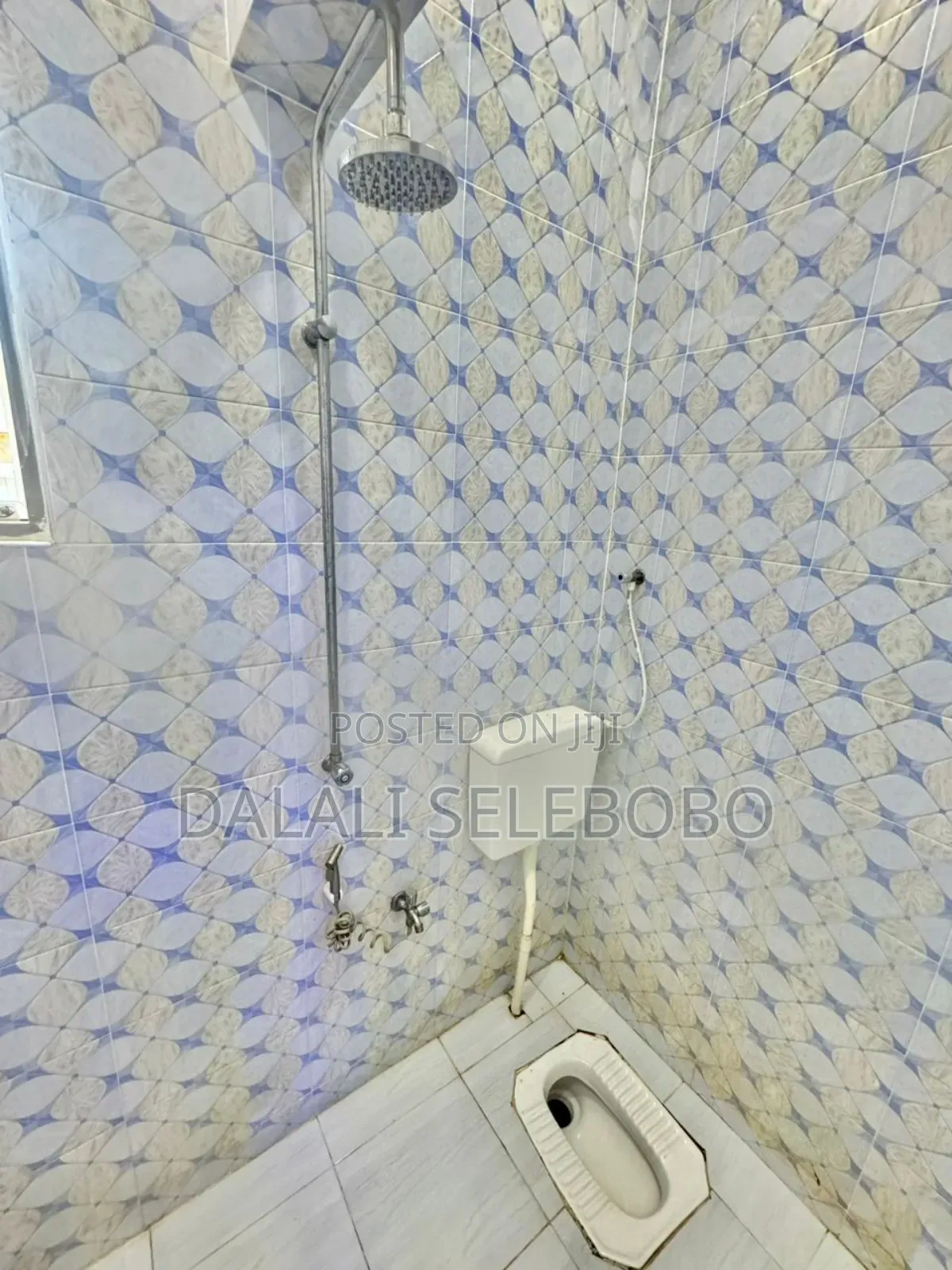 4bdrm Bungalow in Mburahati Madoto for sale