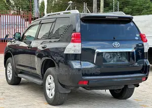 Toyota Land Cruiser Prado 2.7 i 2010 Black
