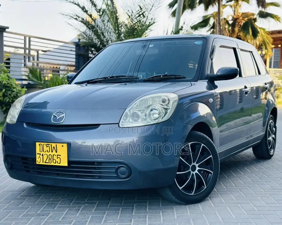 Mazda Verisa 2008 Gray