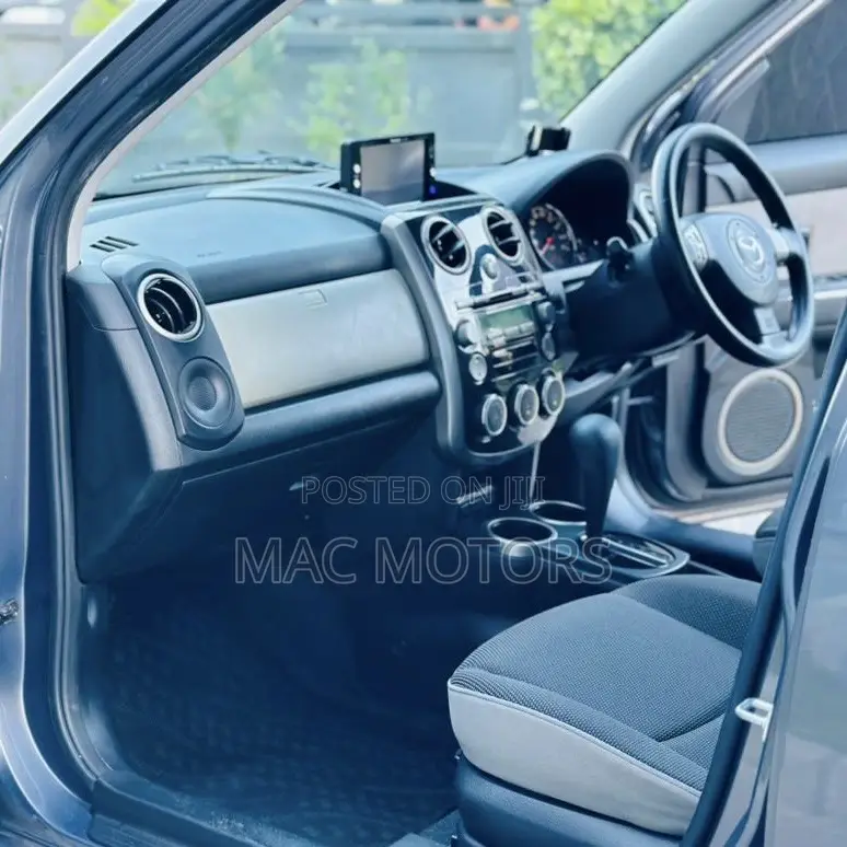 Mazda Verisa 2008 Gray