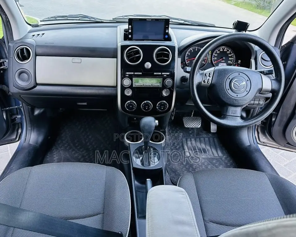 Mazda Verisa 2008 Gray