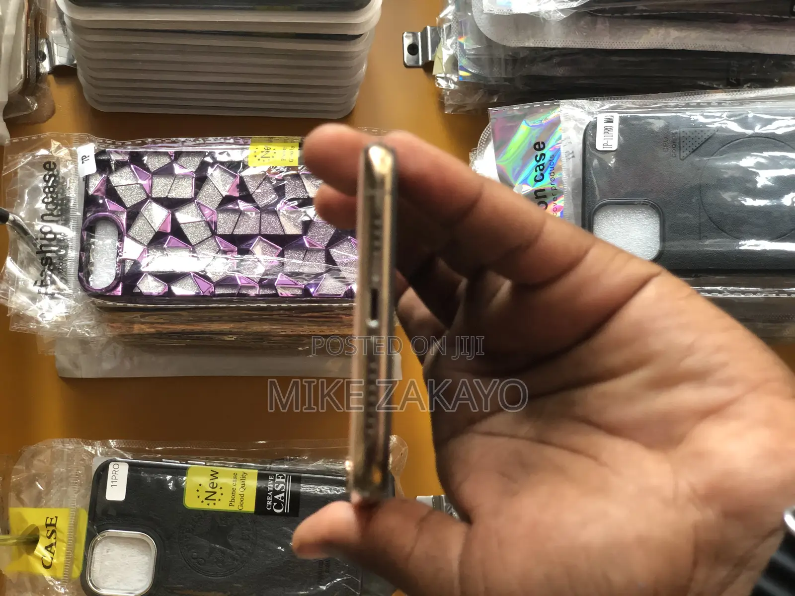 Apple iPhone XS Max 64 GB Gold
