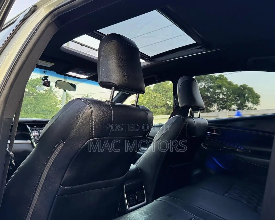 Toyota Harrier 2.0 2014 Pearl