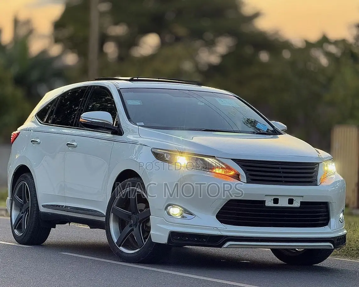 Toyota Harrier 2.0 2014 Pearl