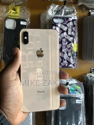Apple iPhone XS Max 64 GB Gold