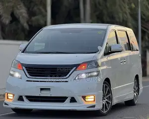 Toyota Vellfire 2009 White