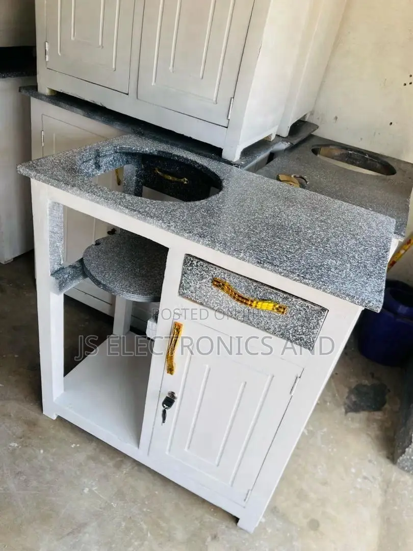 Kitchen Cabinets Yenye Sehemu Ya Kuweke Gesi
