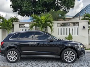 Audi Q5 3.2 Premium Quattro 2010 Black