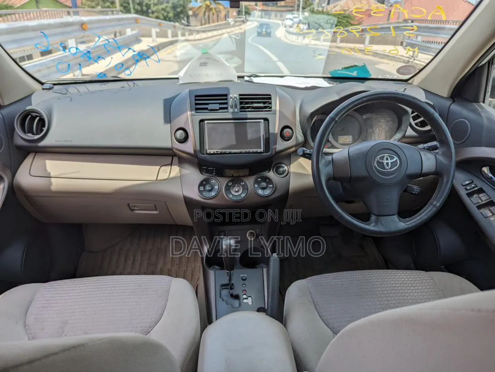 Toyota Vanguard 2007 White