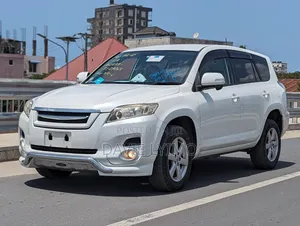 Toyota Vanguard 2007 White
