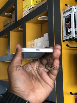 Apple iPhone 7 Plus 32 GB Silver