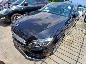 Mercedes-Benz C200 2015 Black