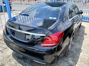 Mercedes-Benz C200 2015 Black