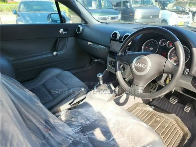 Audi TT 2001 Black