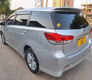 Toyota Wish 2009 Silver