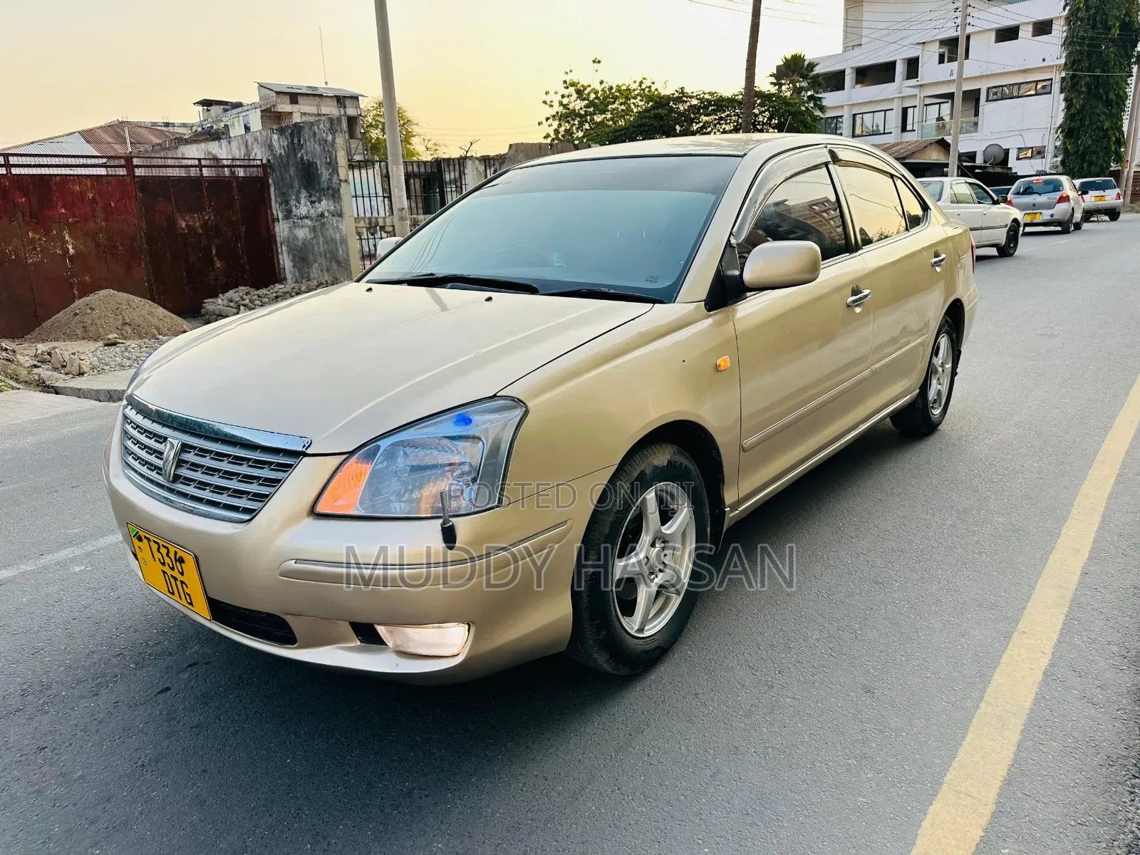 Toyota Premio 2004 Gold