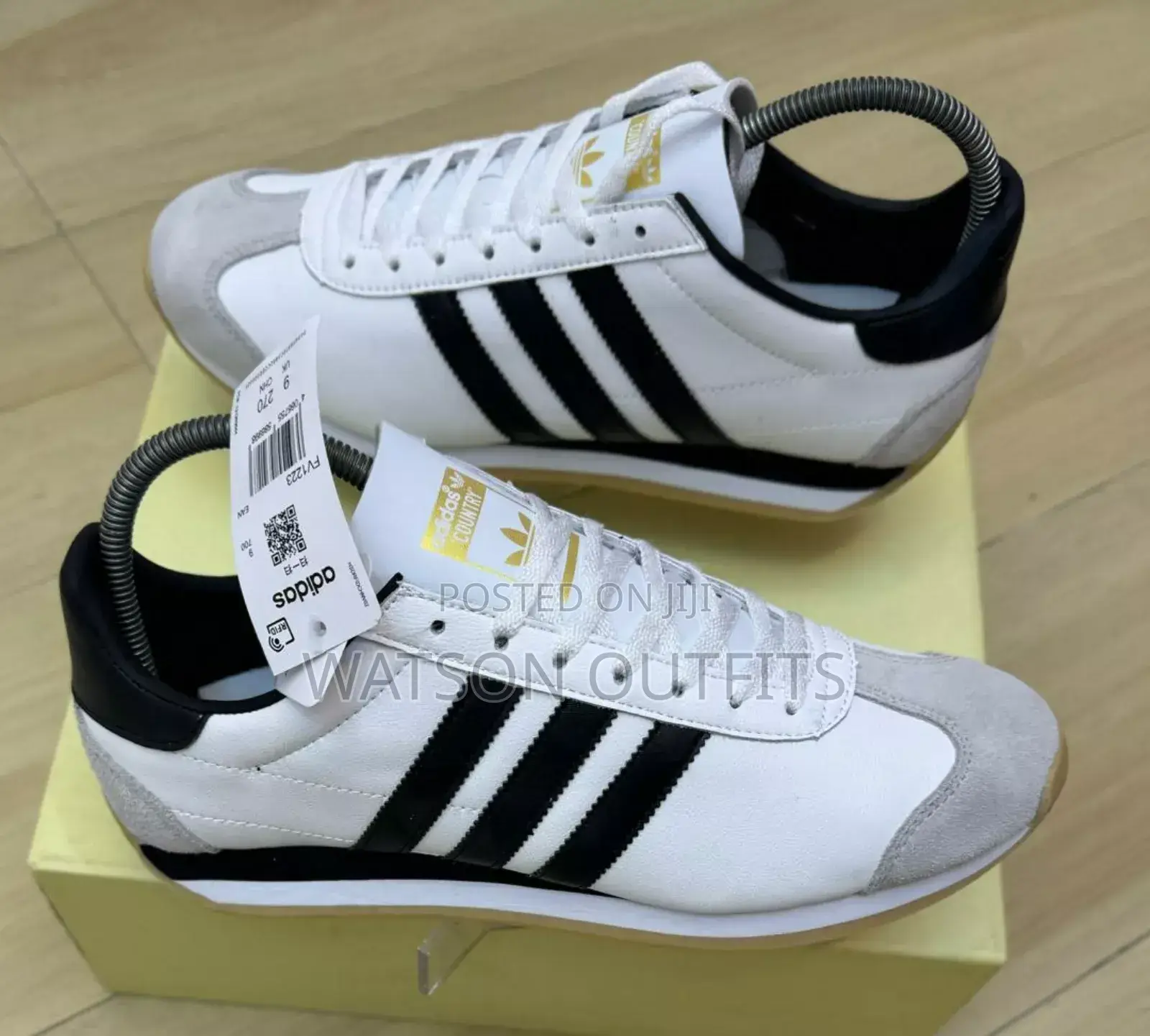 Adidas Country