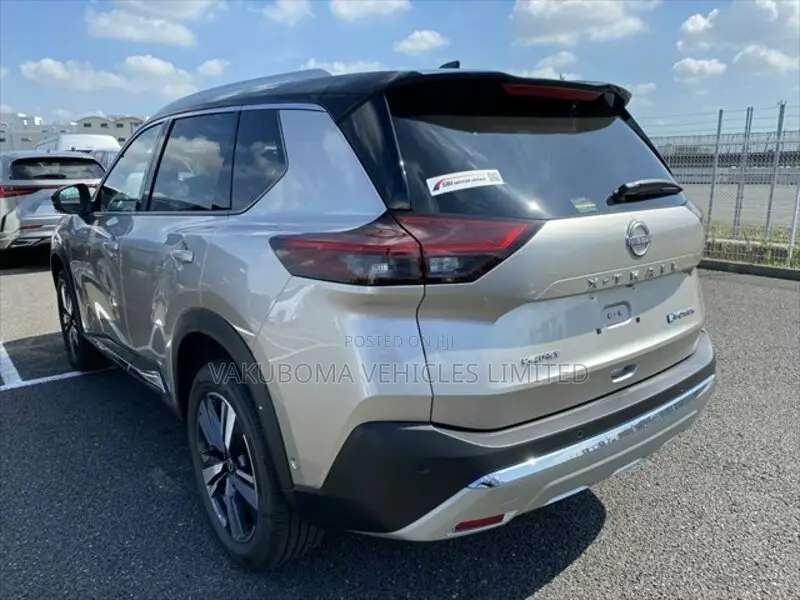 Nissan X-Trail 2024 Gray