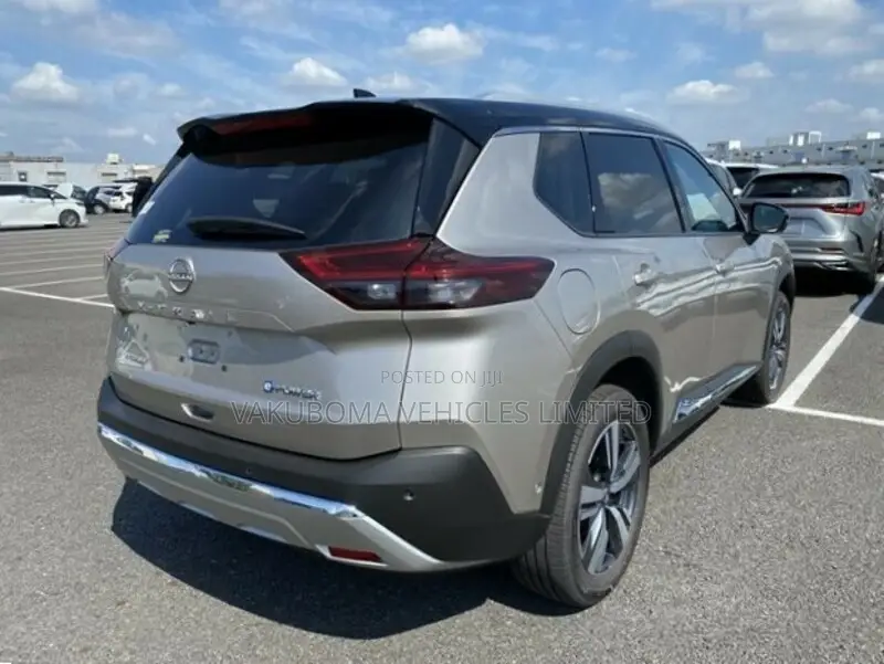 Nissan X-Trail 2024 Gray
