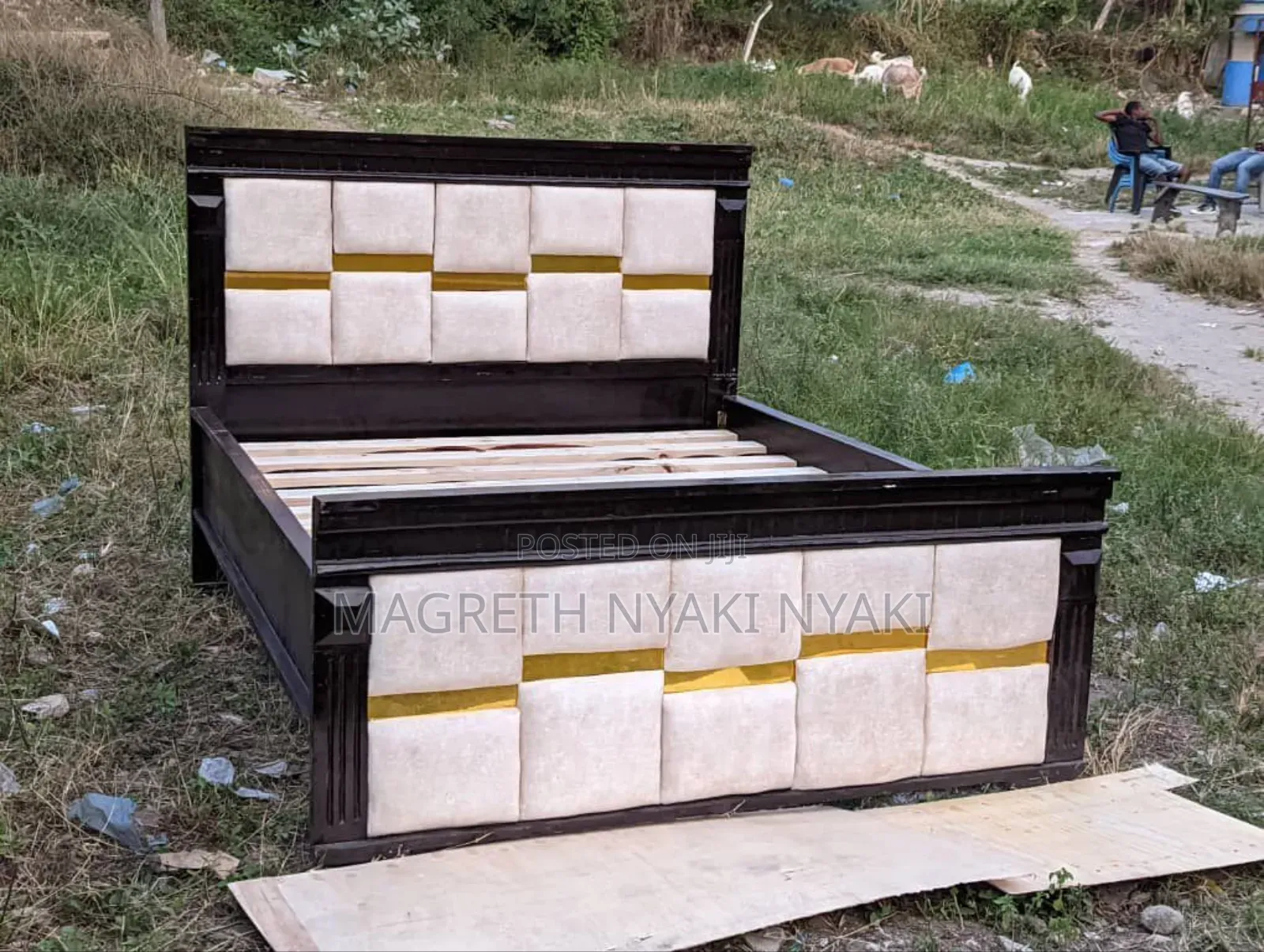 Relaxing Bed Mbao Mixed Sofa
