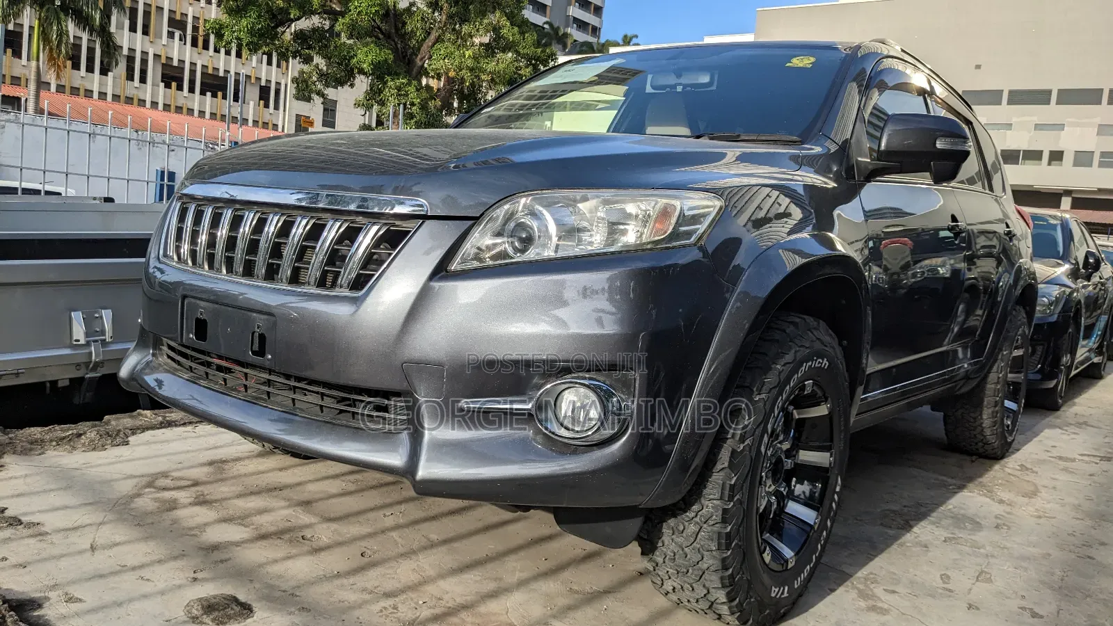 Toyota Vanguard 2012 Gray