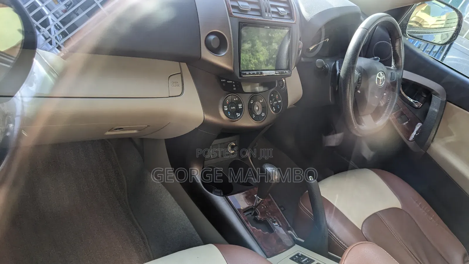 Toyota Vanguard 2012 Gray