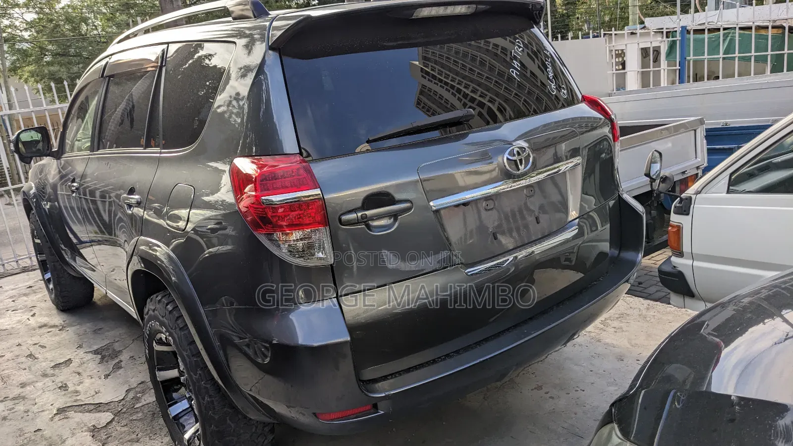 Toyota Vanguard 2012 Gray