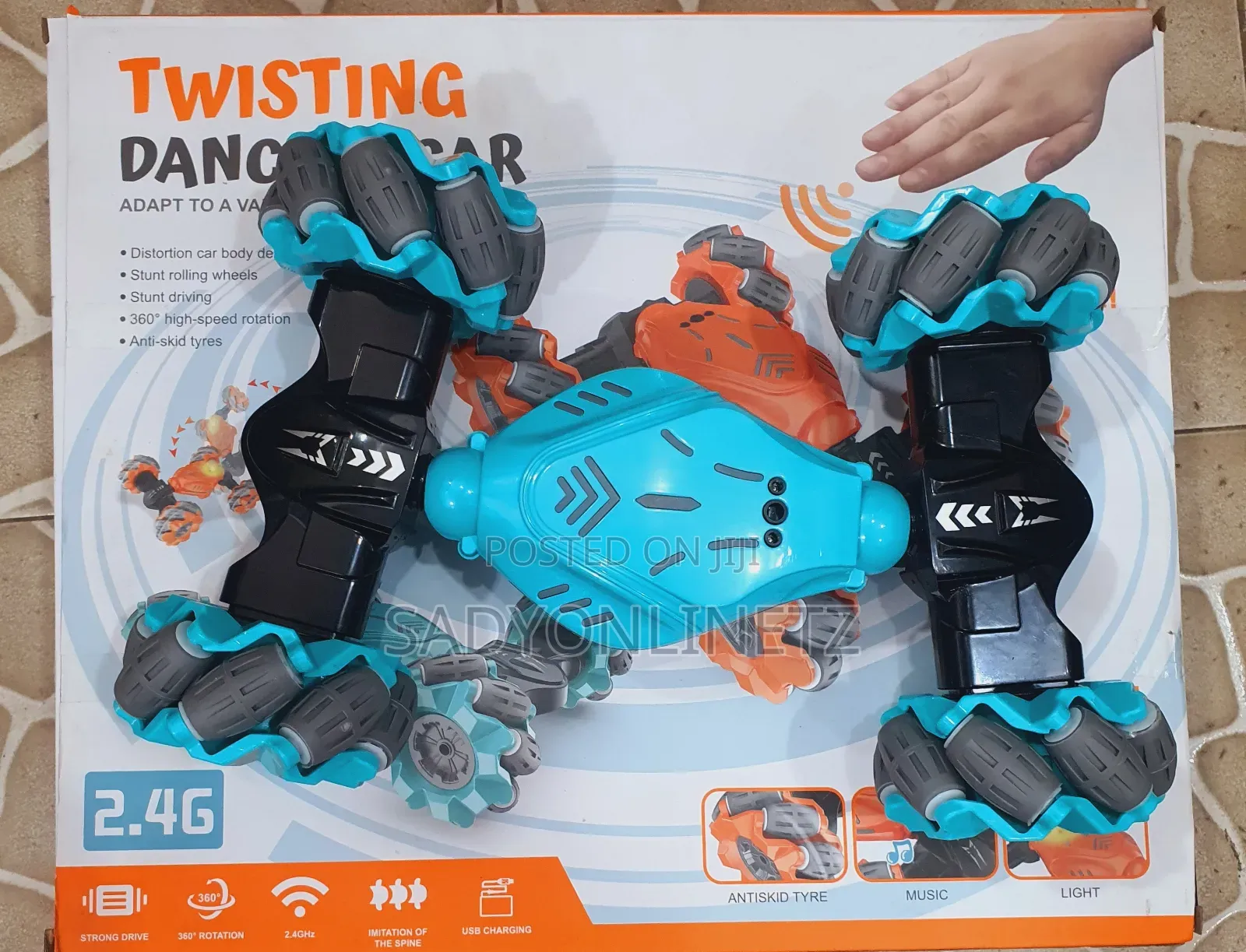 Twisting Dancing Car