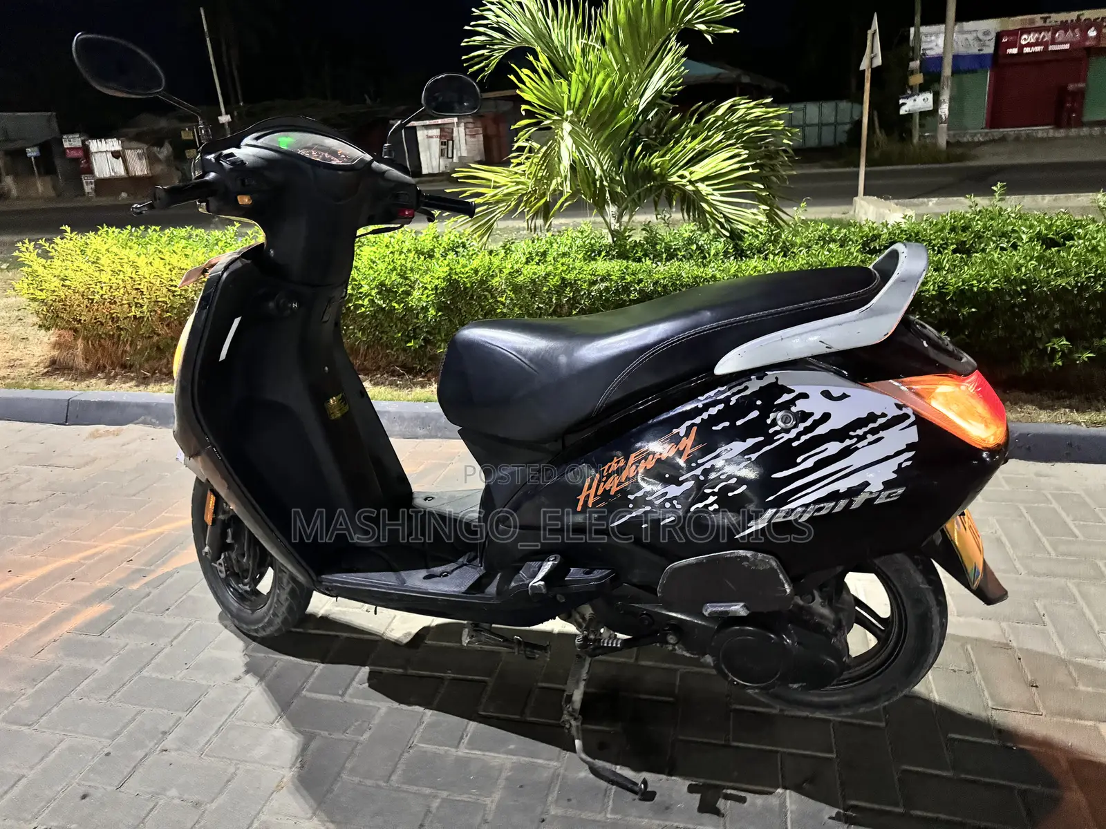 TVS 2019 Black