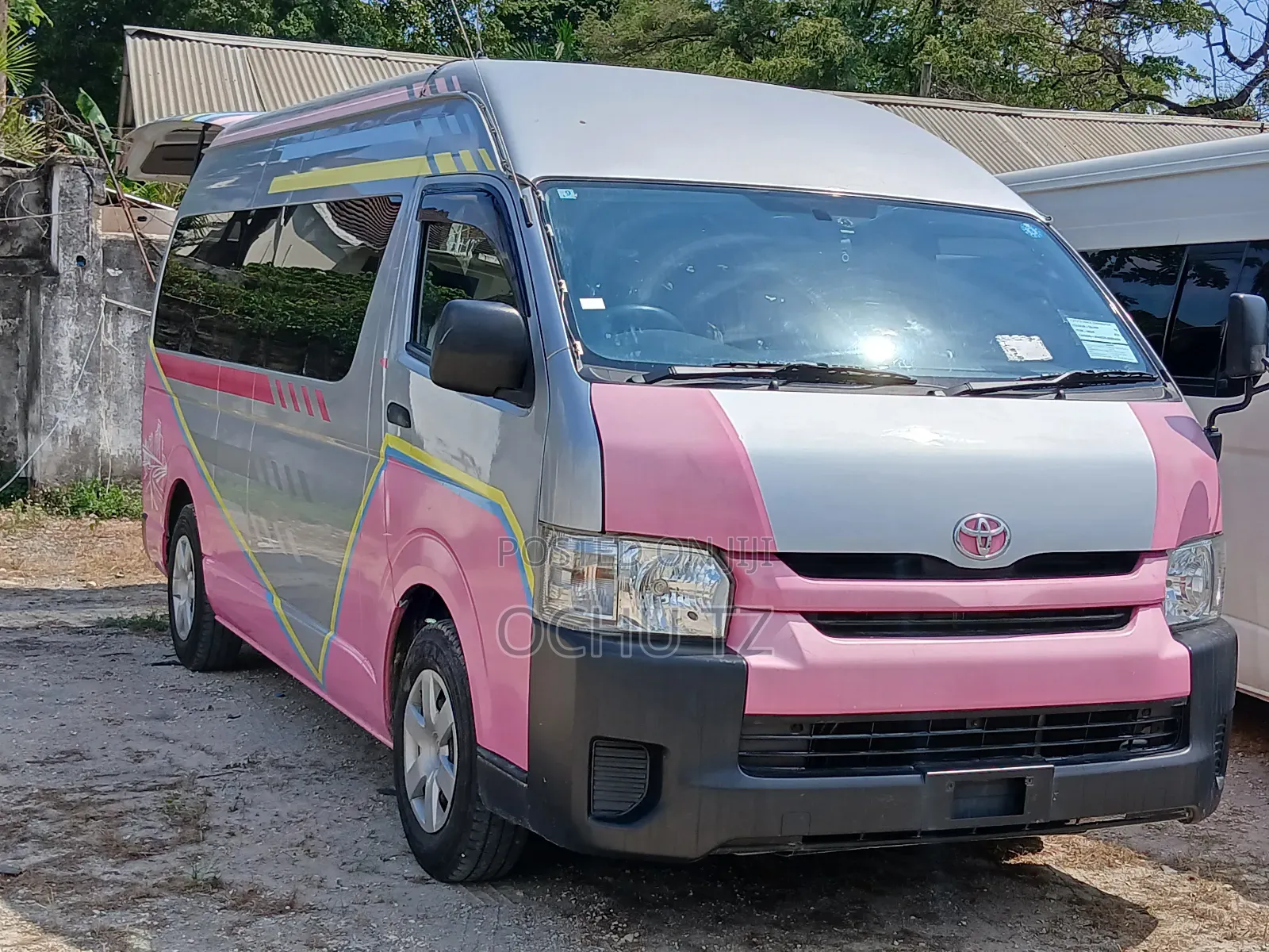 Toyota Quantum 2014 Grey