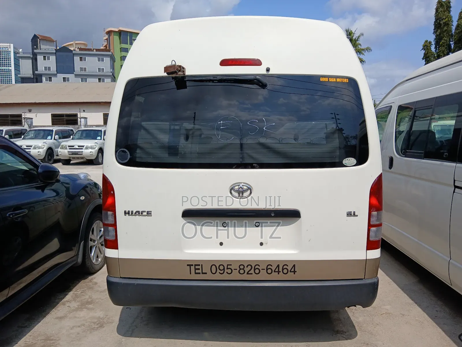 Toyota Quantum 2012 White