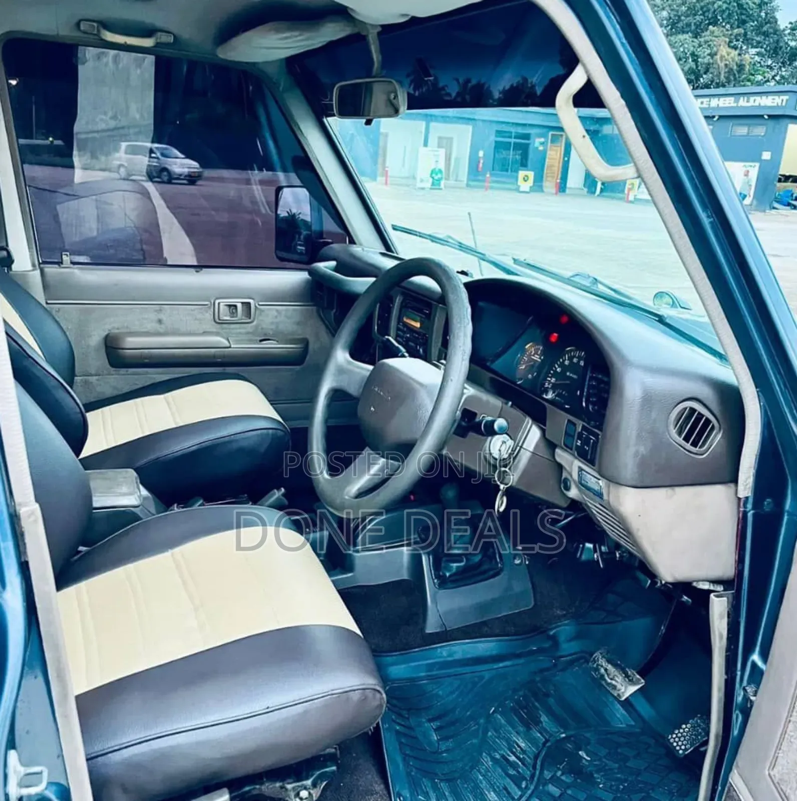 Toyota Land Cruiser Prado 2000 Gray