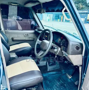 Toyota Land Cruiser Prado 2000 Gray