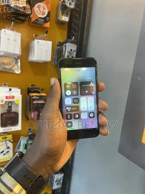 Apple iPhone 7 128 GB Black