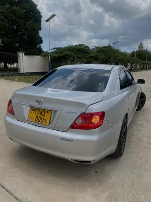 Toyota Mark X 2005 Silver