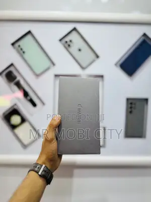 Apple Watch Ultra 2 2024