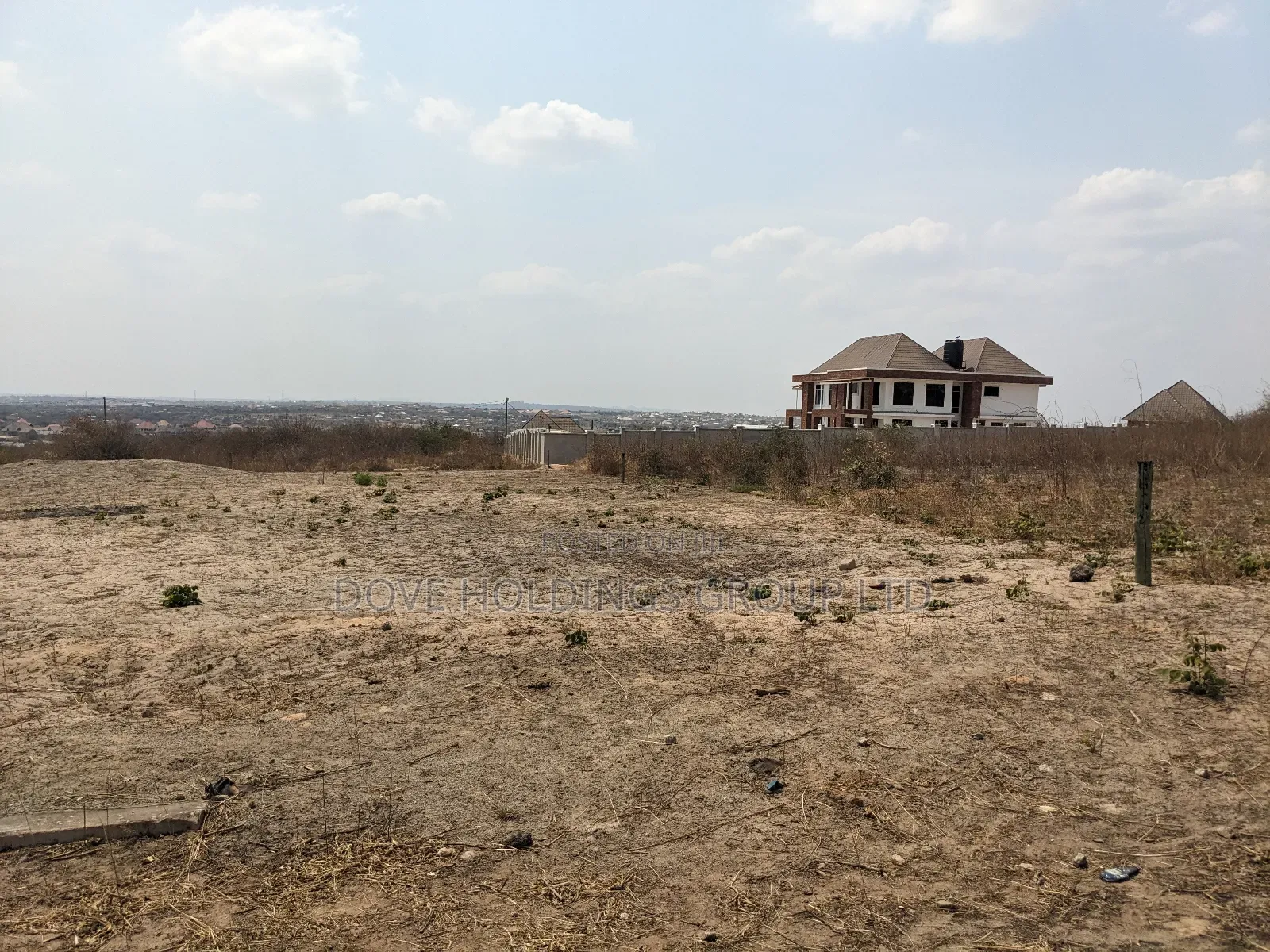 Kiwanja Kinauzwa Itega Dodoma Cha Kwanza Lami