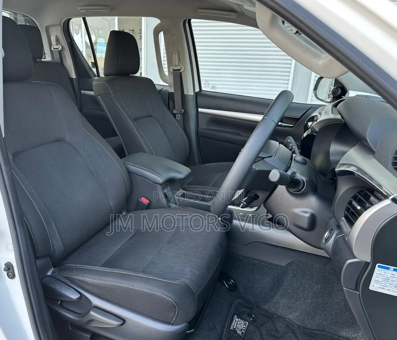 Toyota Hilux 2020 White