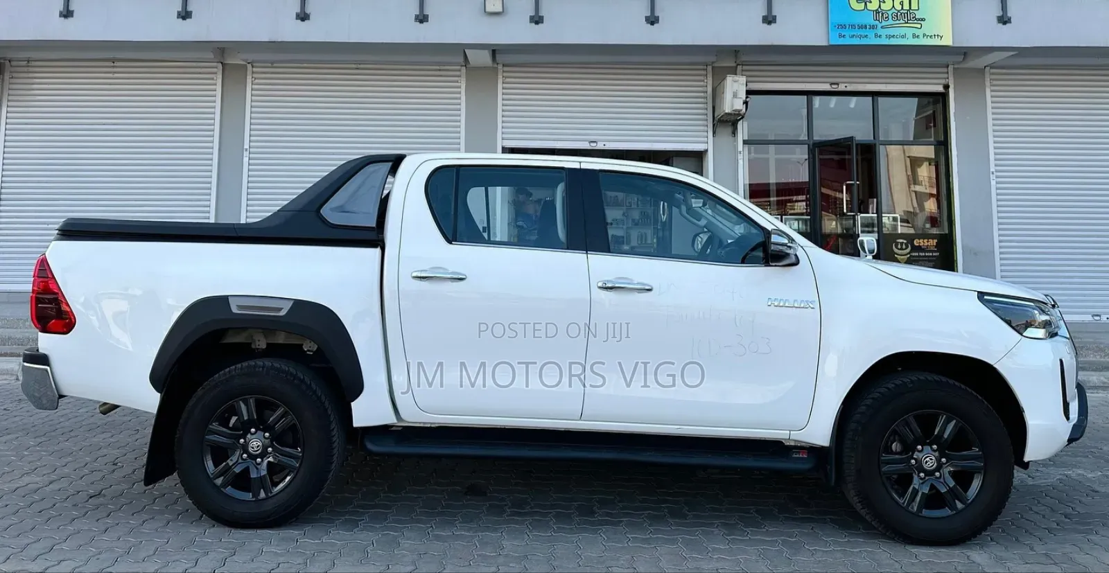Toyota Hilux 2020 White