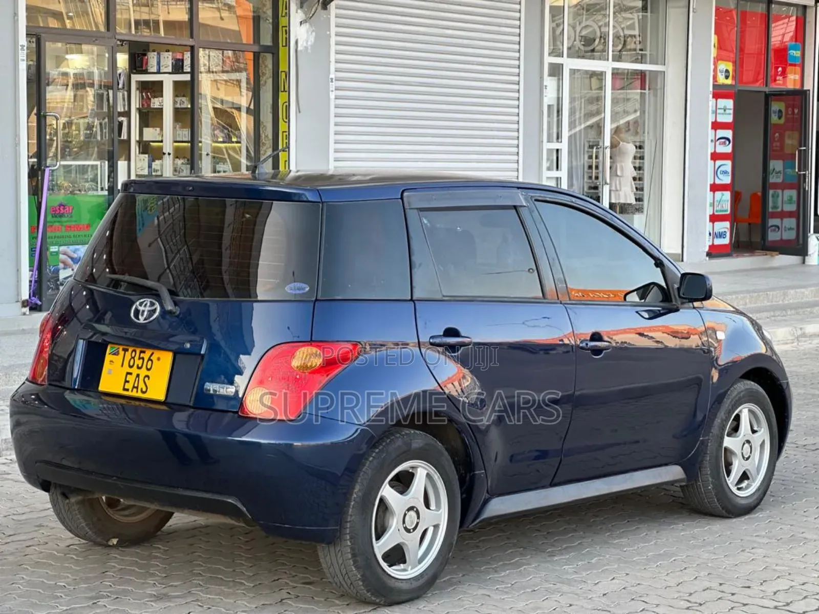 Toyota IST 2004 Blue