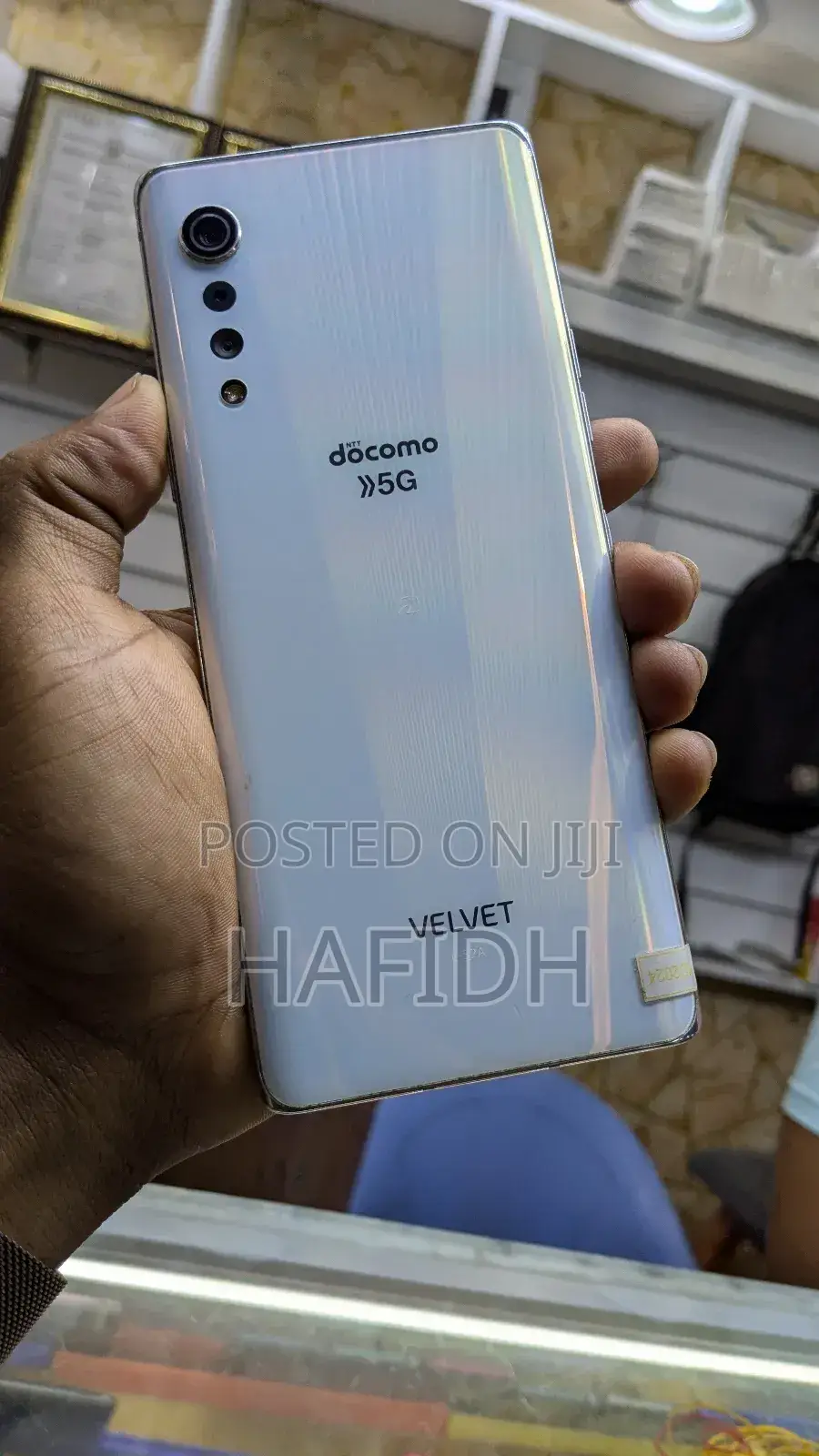 LG Velvet 128 GB White
