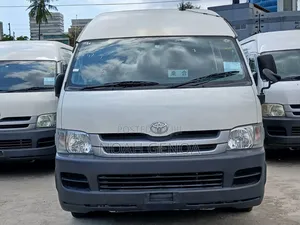 Toyota Quantum 2009 Silver