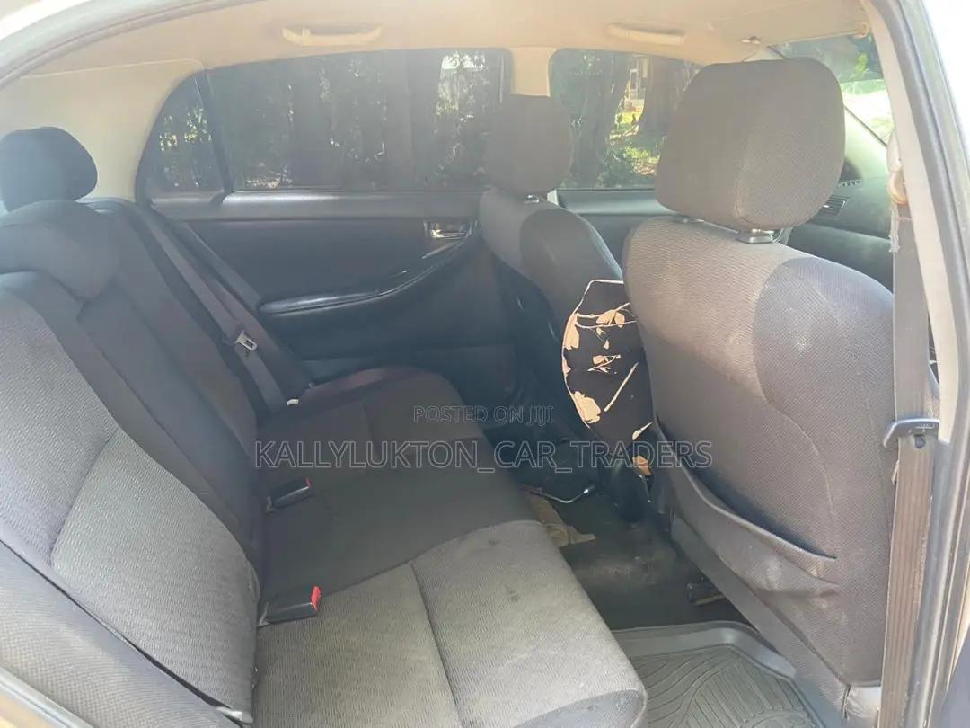 Toyota Corolla RunX 2003 Silver