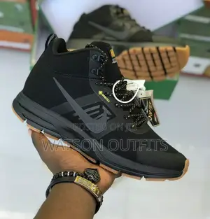 Nike Air Men Shoes Available
