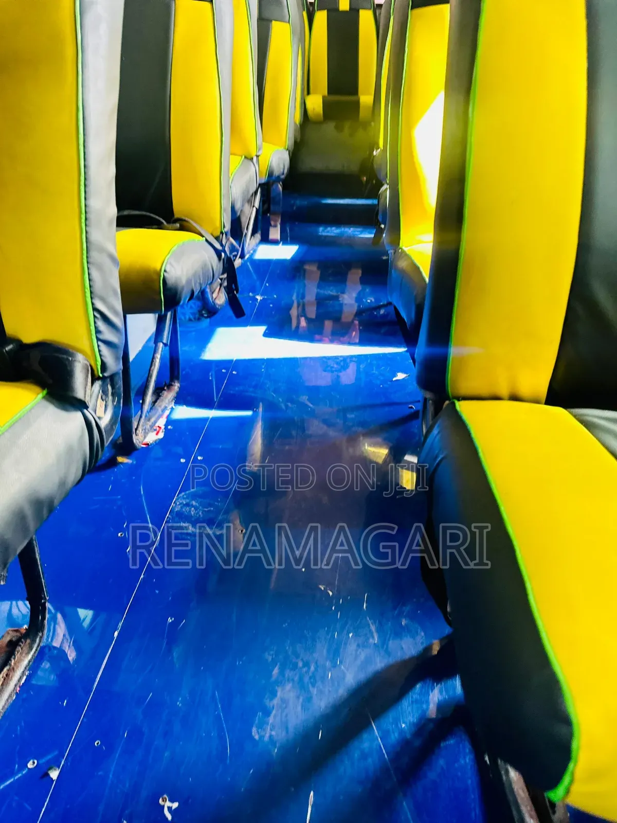 Tata Starbus Ultra Skool 1999 Yellow