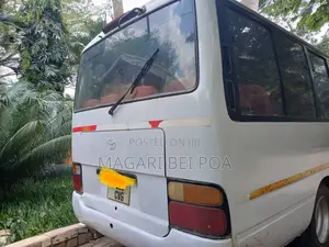 Toyota Coaster 2002 White