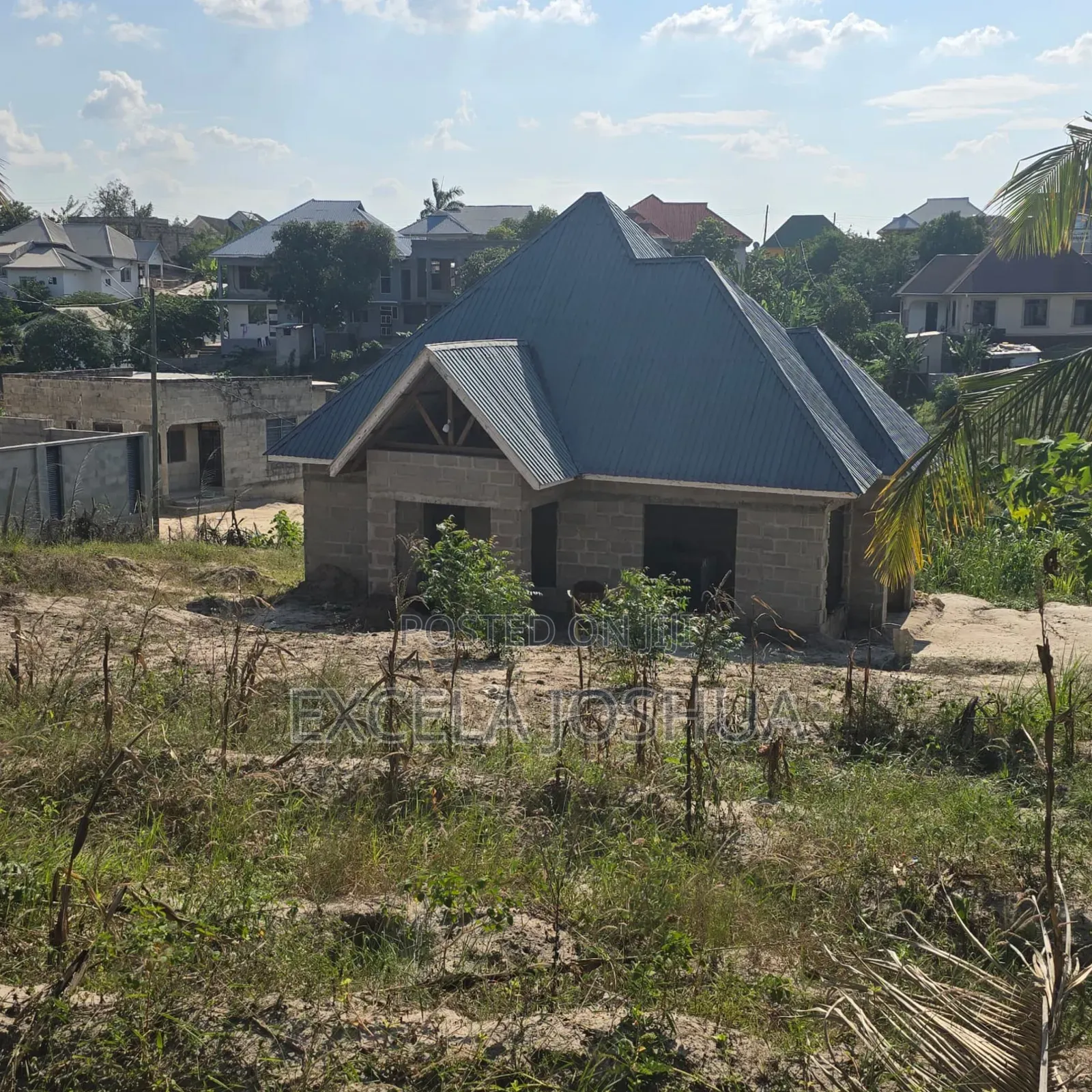 Kiwanja Cha SQM 3948 Kinauzwa Kinyerezi Kifuru